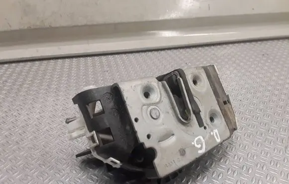 Dodge Caliber Rear door lock 