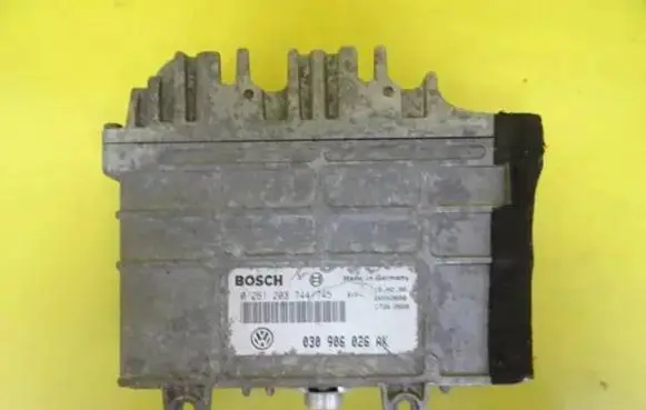 Volkswagen Polo III 6N 6N2 6NF Engine control unit/module 030906026AK