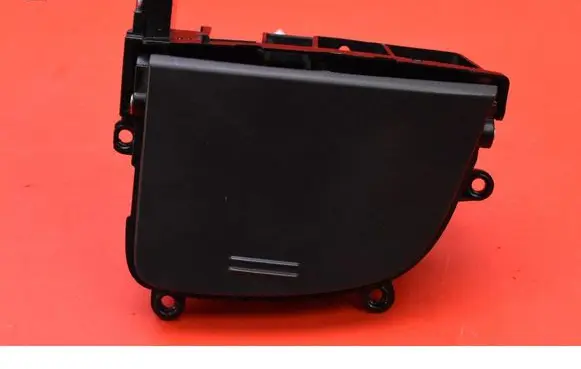 Hyundai H-1, Starex, Satellite Glove box 846304H080WK