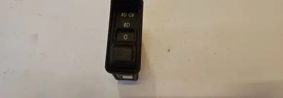 BMW 5 E34 Fog light switch 8351239