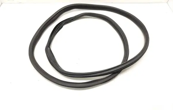 Ford Turneo Courier Front door rubber seal 