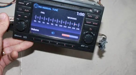 Nissan Micra Radio/CD/DVD/GPS head unit 7612830001 25915BH00A LCN