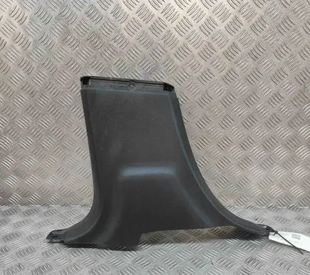 (B) pillar trim (bottom)