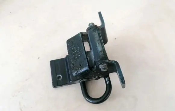 Audi A6 S6 C4 4A Rear door lower hinge 4a0833412a
