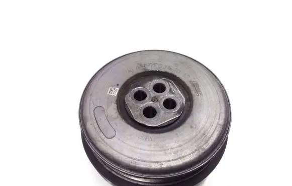 Mercedes-Benz C W204 Crankshaft pulley A6510351012