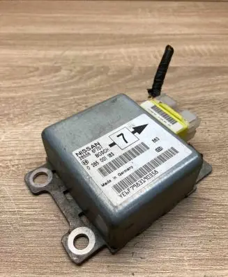 Nissan Micra Airbag control unit/module 285566F707 0285001183 WithPlug