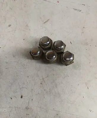 Mazda 5 Nuts/bolts 