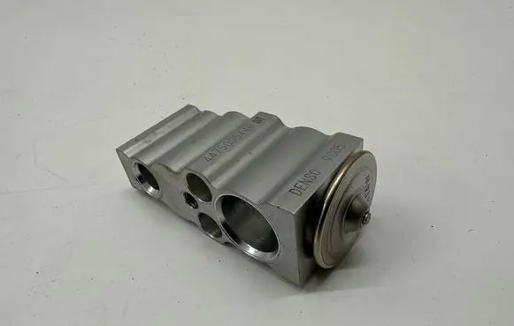 Air conditioning (A/C) expansion valve