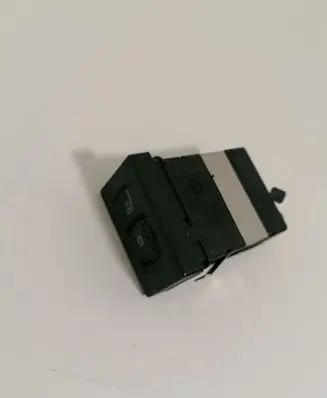 Volkswagen PASSAT B5.5 Seat heating switch 3B0963563