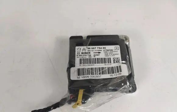 Peugeot 3008 I Airbag control unit/module 9666775480