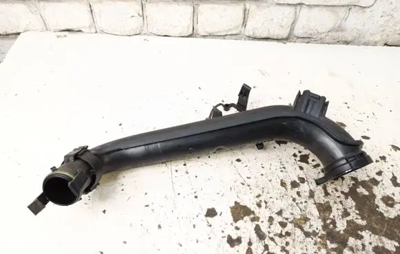 Volkswagen Polo V 6R Intercooler hose/pipe 04E145673E 04E145673