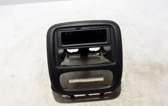 Renault Trafic III (X82) Panel trim 682603912R