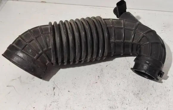 Audi A4 S4 B7 8E 8H Air intake hose/pipe 8E0129615Q 416691