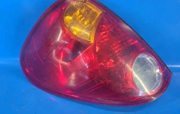 Mitsubishi L200 Boot/trunk interior light 8330A009
