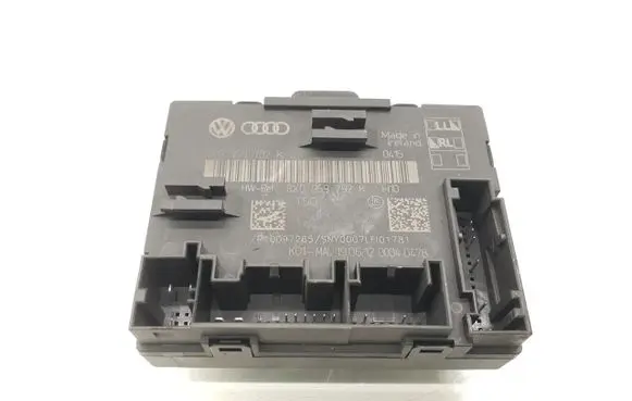 Audi A1 Door control unit/module 8X0959792K