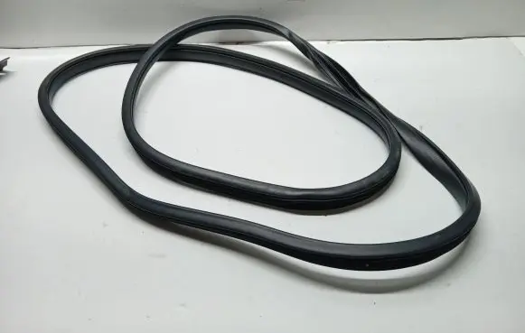 Mazda CX-5 Trunk rubber seal (body) 