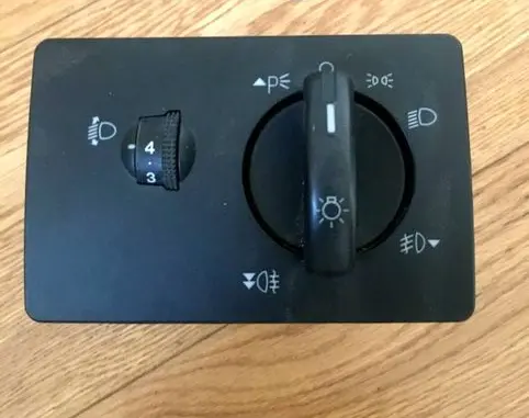 Ford Focus Light switch 7M5T13A024MA