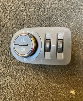 Opel Meriva B Light switch 13294815 251697