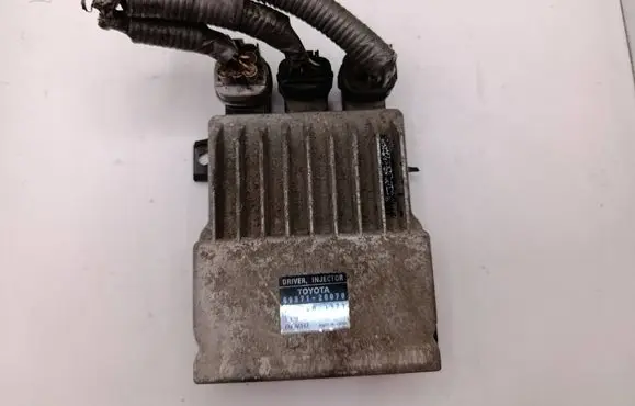 Toyota Auris E180 Fuel injection control unit/module 8987120070 1310001371