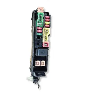 Nissan Juke I F15 Fuse box set 7154722330 24382EW70B