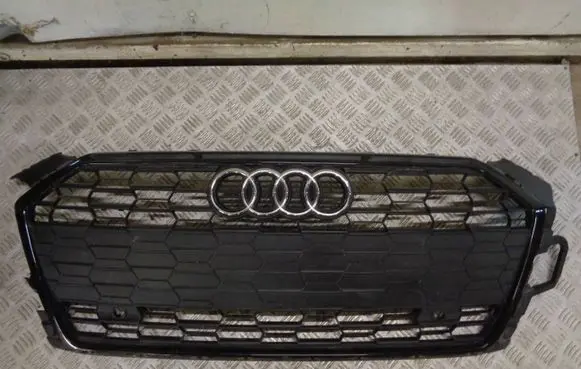 Audi A5 Front bumper upper radiator grill 8W6853651 8W85365