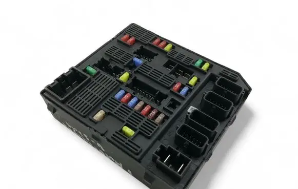 Renault Scenic III - Grand scenic III Fuse box set 284B69009R