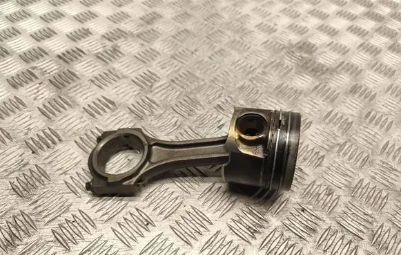Mazda 6 Piston with connecting rod