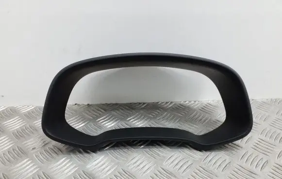 Dashboard trim