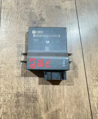 Audi Q7 4L Gateway control module 4L0907468 4L0910468 1013247F