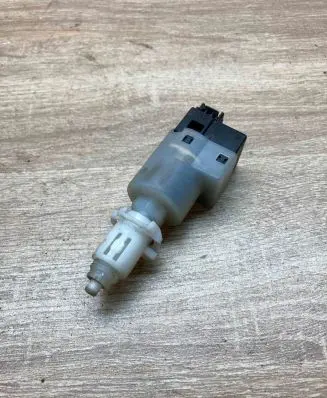 Mitsubishi Colt Brake pedal sensor switch TRW2867 B365