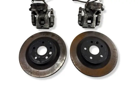 Toyota bZ4X Brake discs and calipers set 