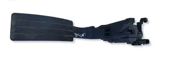 Renault Captur Accelerator throttle pedal 180029347R