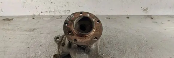 BMW 5 E39 Front wheel hub spindle knuckle