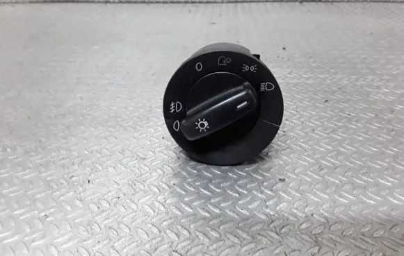Volkswagen PASSAT B6 Light switch 1K0941431A