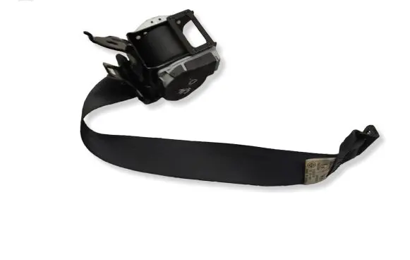 Mazda 3 III Rear seatbelt 0643034 0122808 0443034