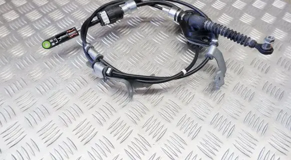 Toyota Highlander XU70 Gear shift cable linkage 338200E190
