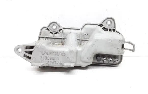 Vacuum air tank