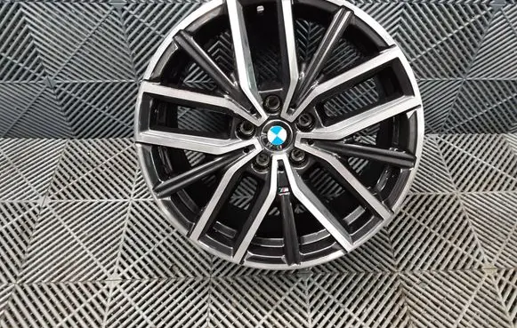 BMW X1 U11 R18 alloy rim 6891179 36116891179