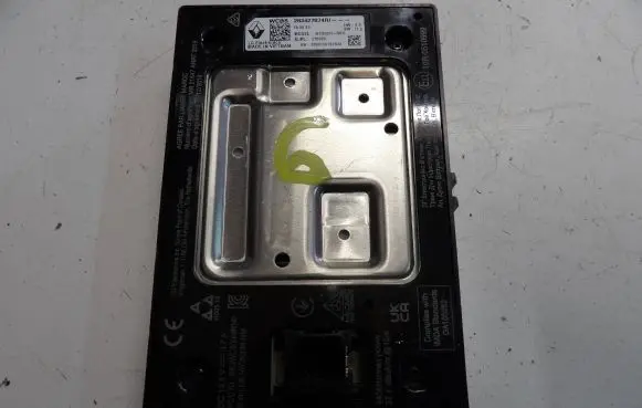Renault Clio V Battery charger (optional) 283427874R 276660 WC500MRN0