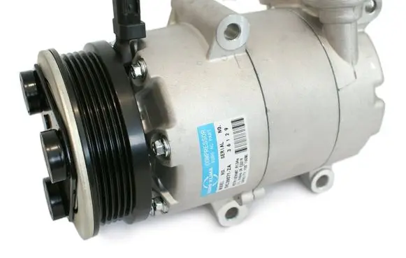 Ford Focus C-MAX Air conditioning (A/C) compressor (pump) 0016001035 36000326 1432767
