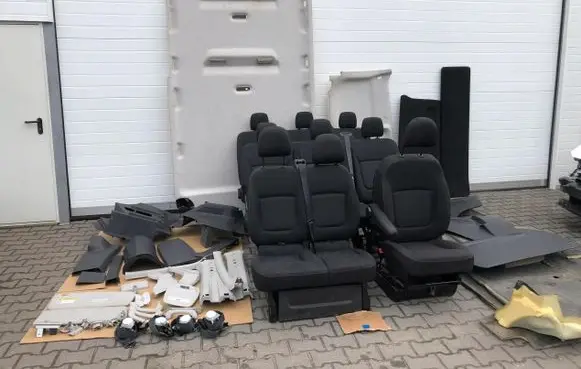Seat set