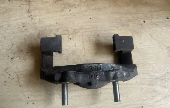 Citroen C4 Grand Picasso Front Brake Caliper Pad/Carrier 