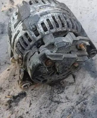 Opel Zafira A Generator/alternator