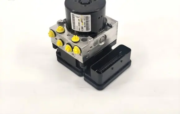 Mazda 3 II ABS Pump 8V612C405CA 06210216144 000404961E1