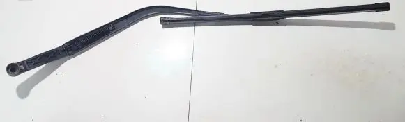 Mitsubishi Outlander Front wiper blade arm