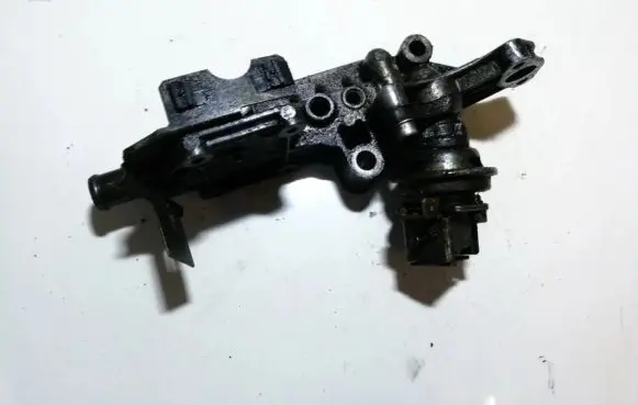 Opel Vectra B EGR valve 90501694