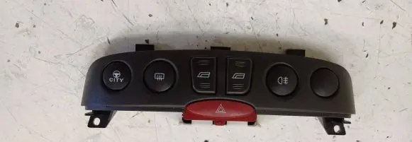 Fiat Punto (188) Electric window control switch A223
