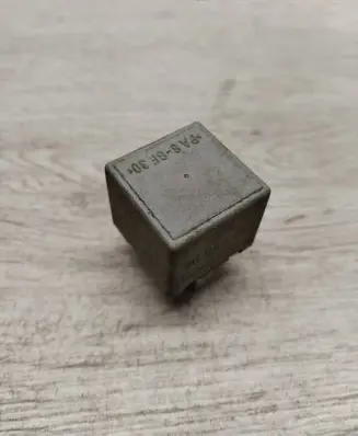Peugeot 406 Other relay 90060264
