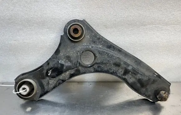 Dacia Sandero III Front control arm 