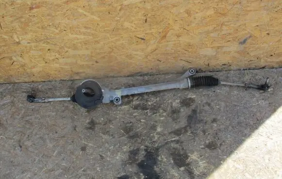 Mazda 2 Steering rack
